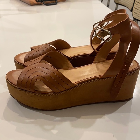 Joie Platforms - Picture 4 of 5